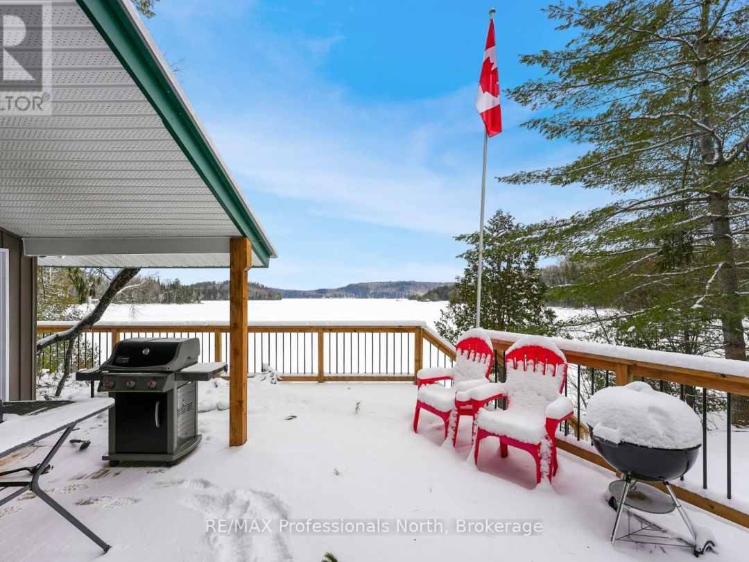 1027 DOW TRAIL, Haliburton Lake
