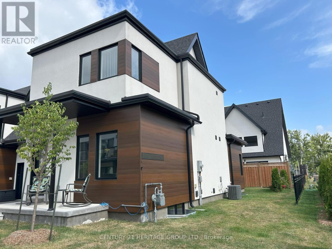 44 RUBY CRESCENT, 