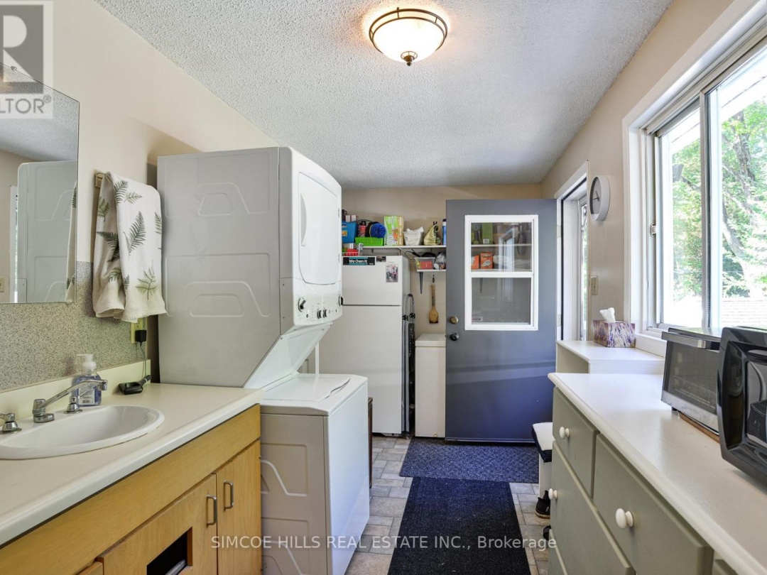 1758 DIVISION ROAD, 