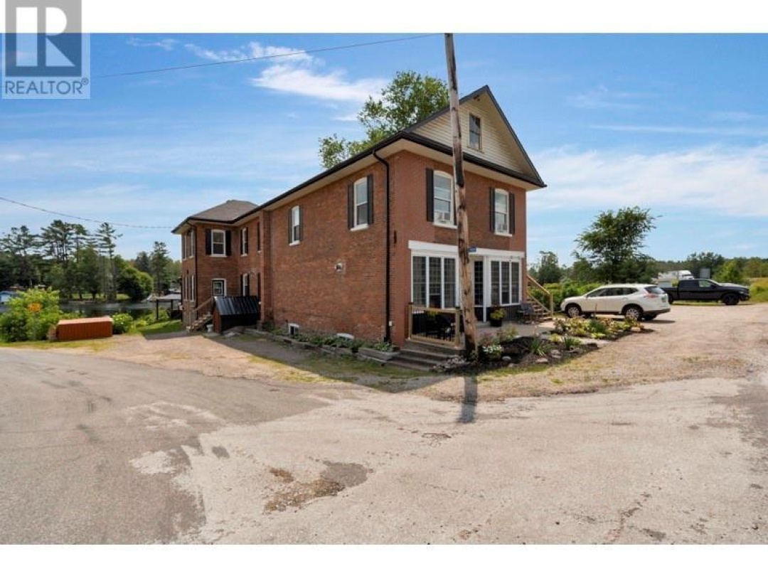 1002 COWBELL Lane, 