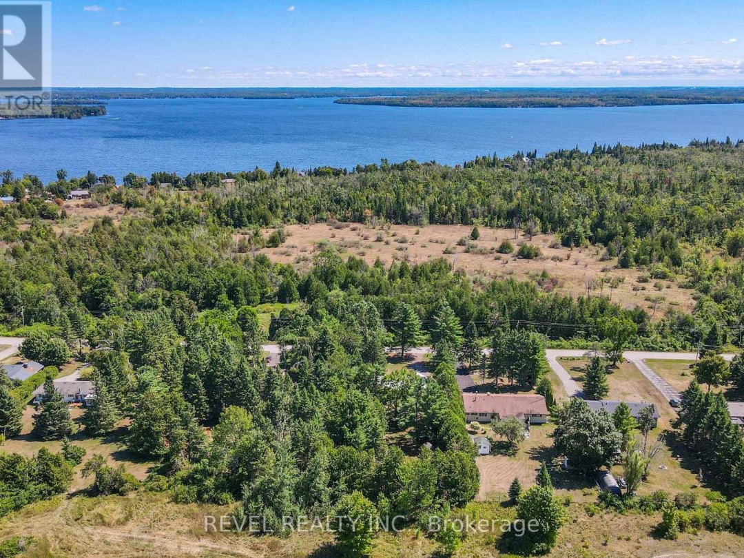 643 BALSAM LAKE DRIVE, 