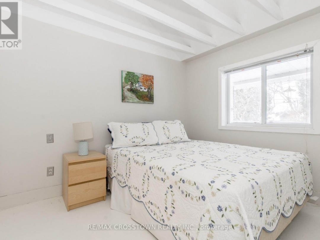 24890 Thorah Park Boulevard, Simcoe Lake