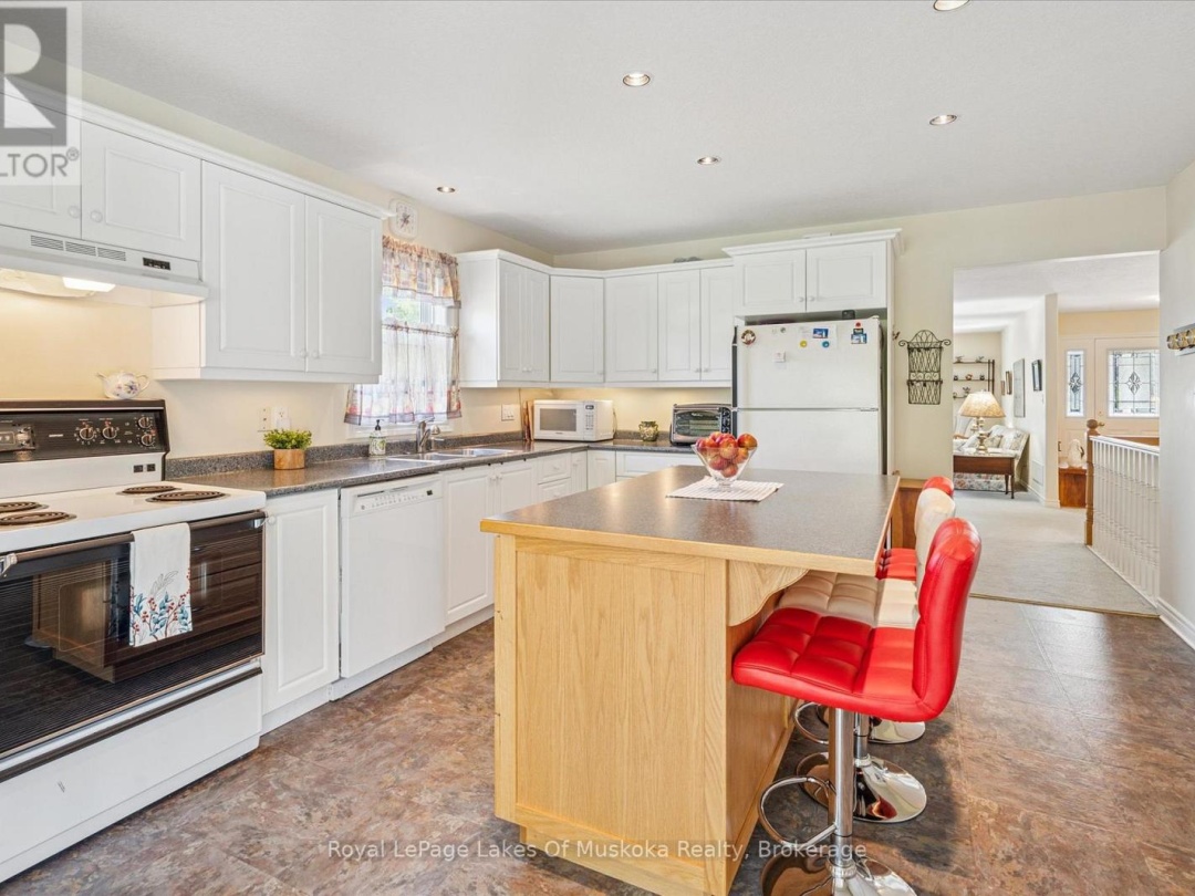 7 INVERARAY COURT, 