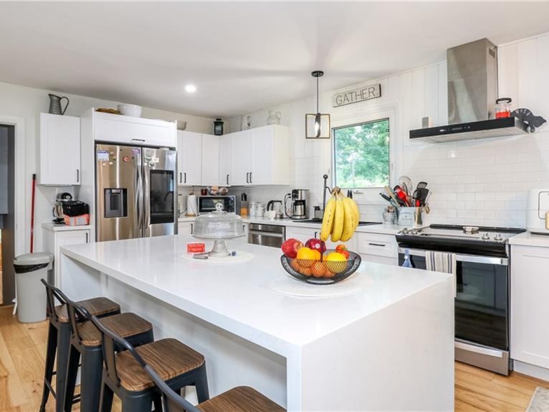 14 CONDER Drive, 