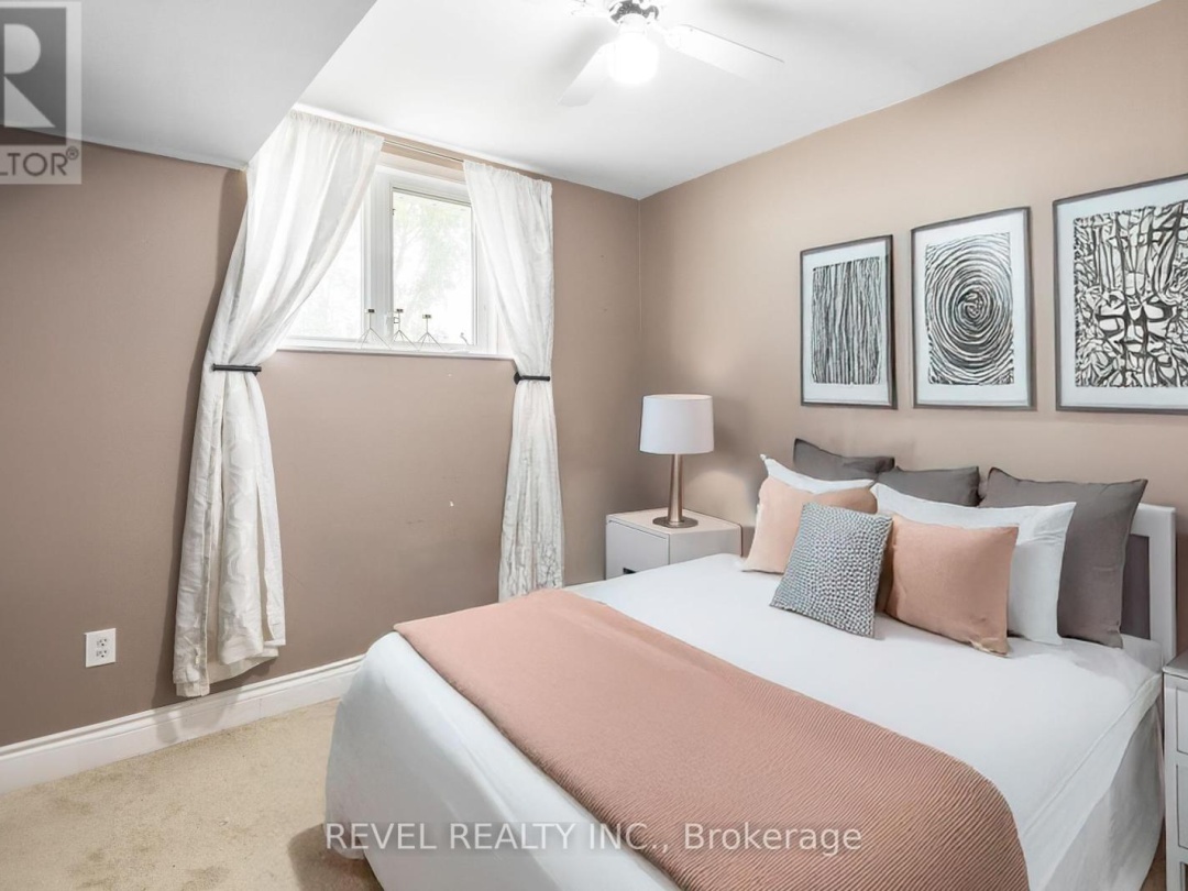 1578 STURGEON ROAD, 