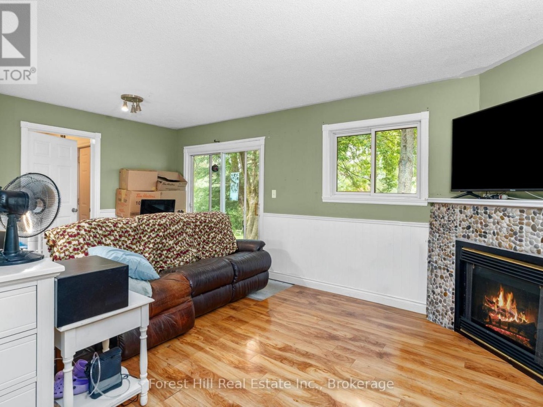 12 CRESTVIEW DRIVE, 