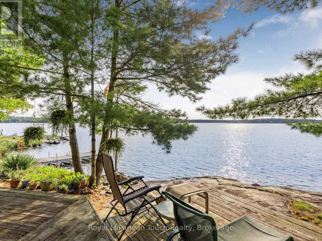 1916 Six Mile Lake Shore, Six Mile Lake