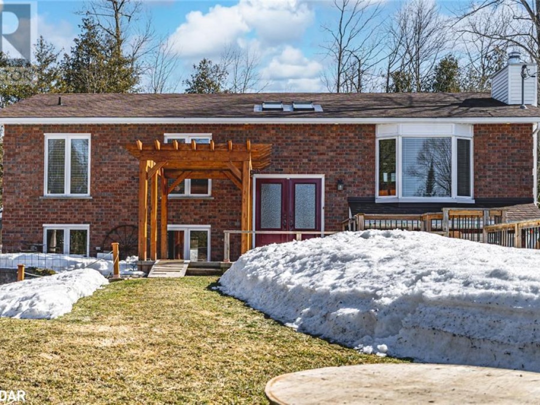 99 King Road, Waubaushene