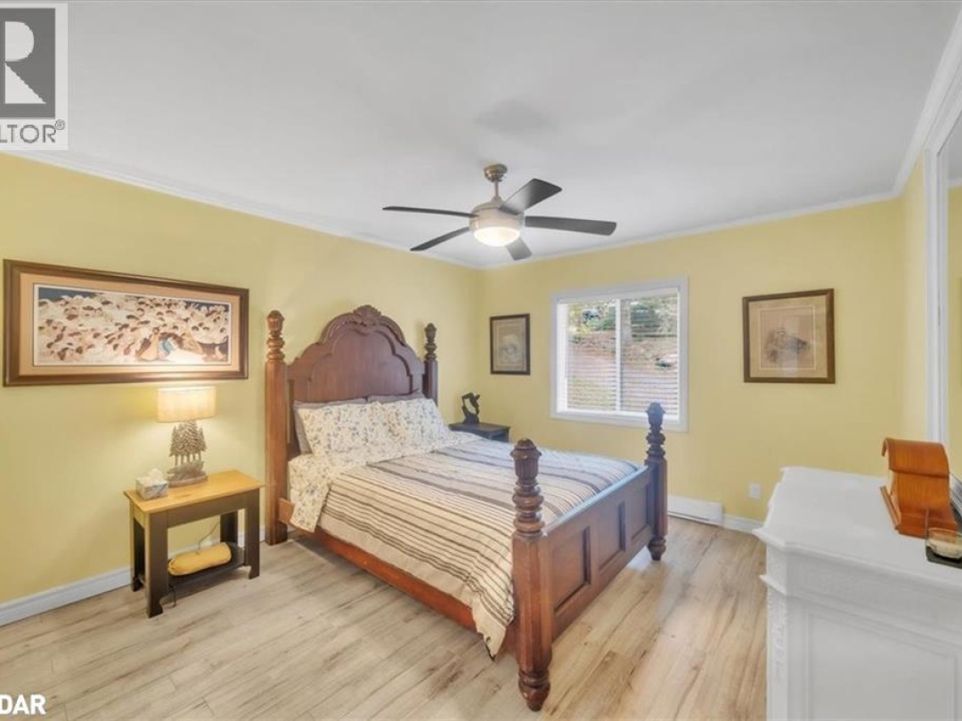 1017 RAYS Lane, 