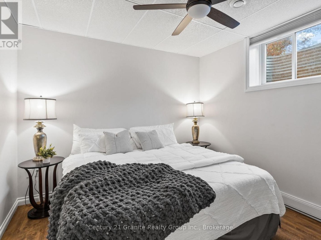 1754 HORSESHOE LAKE ROAD, 