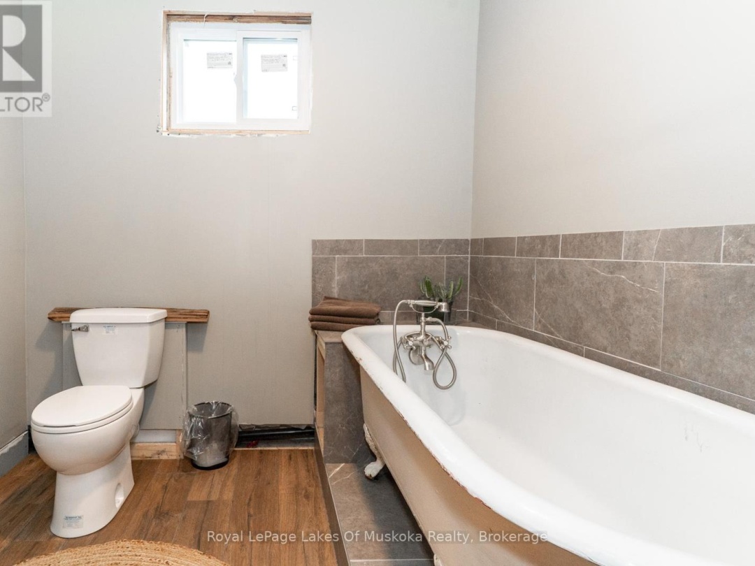 1741 DOE LAKE ROAD, 