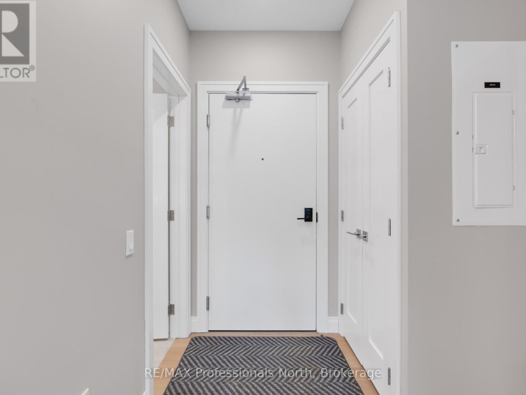 203 - 32 BRUNEL ROAD, 