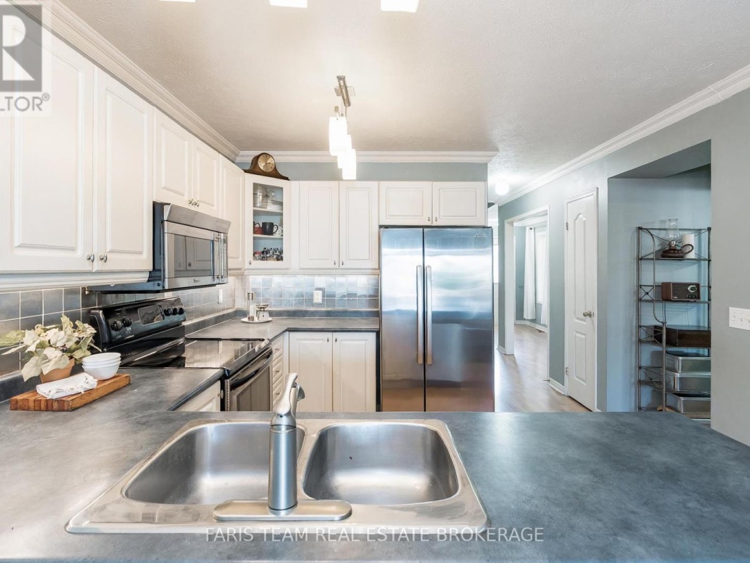9 JULIA CRESCENT, 