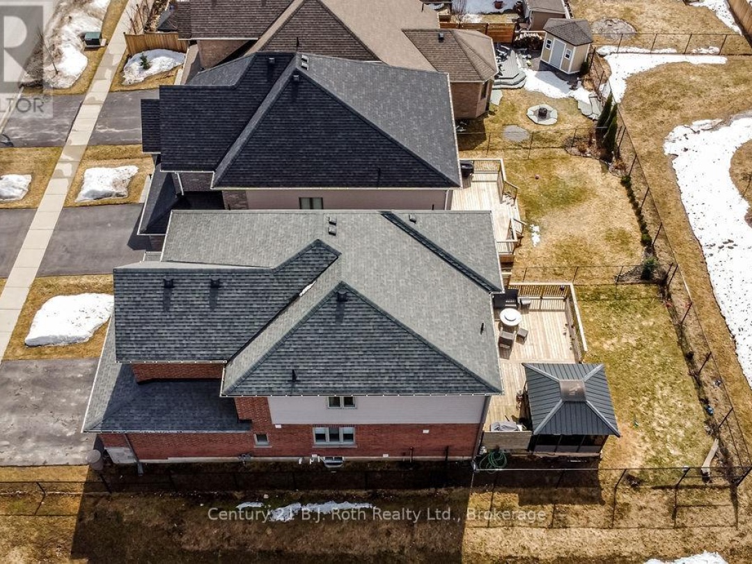 3040 Orion Boulevard, Orillia
