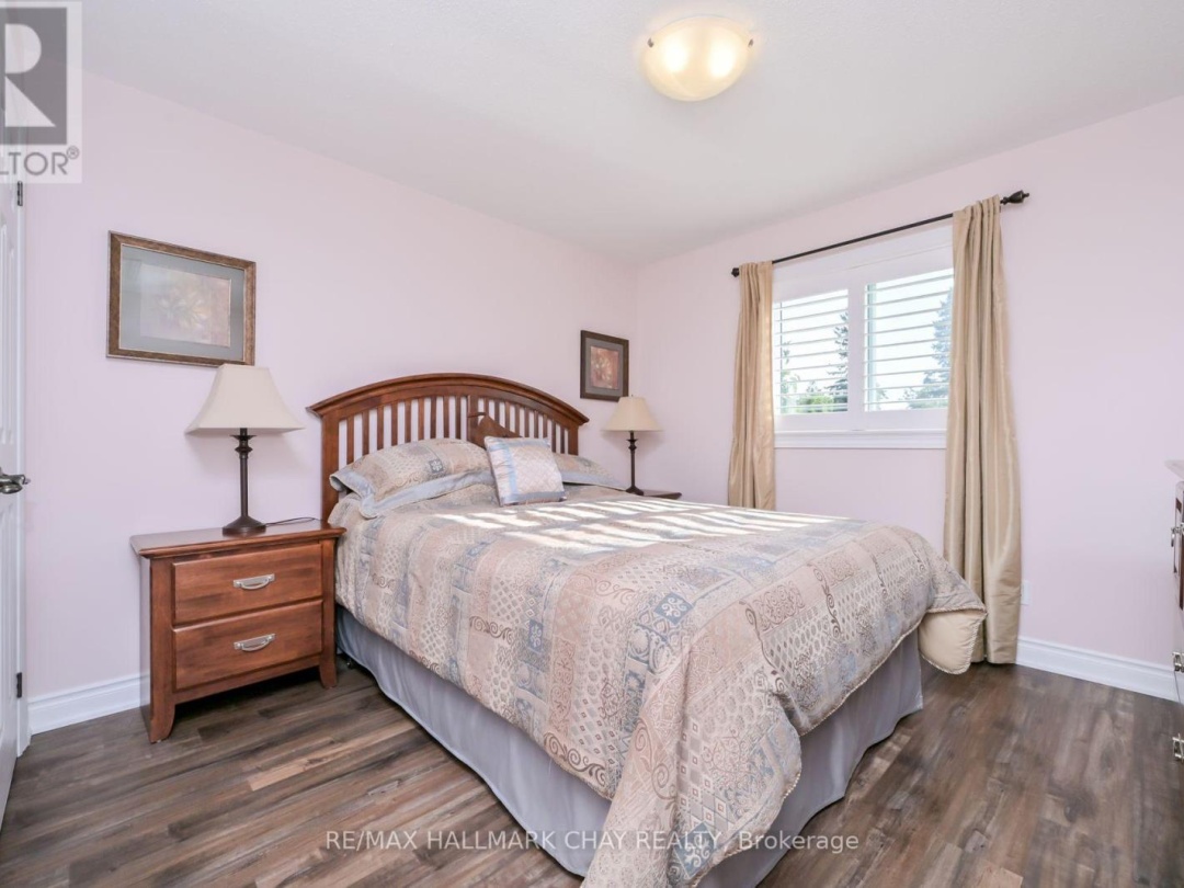23 SINCLAIR CRESCENT, 