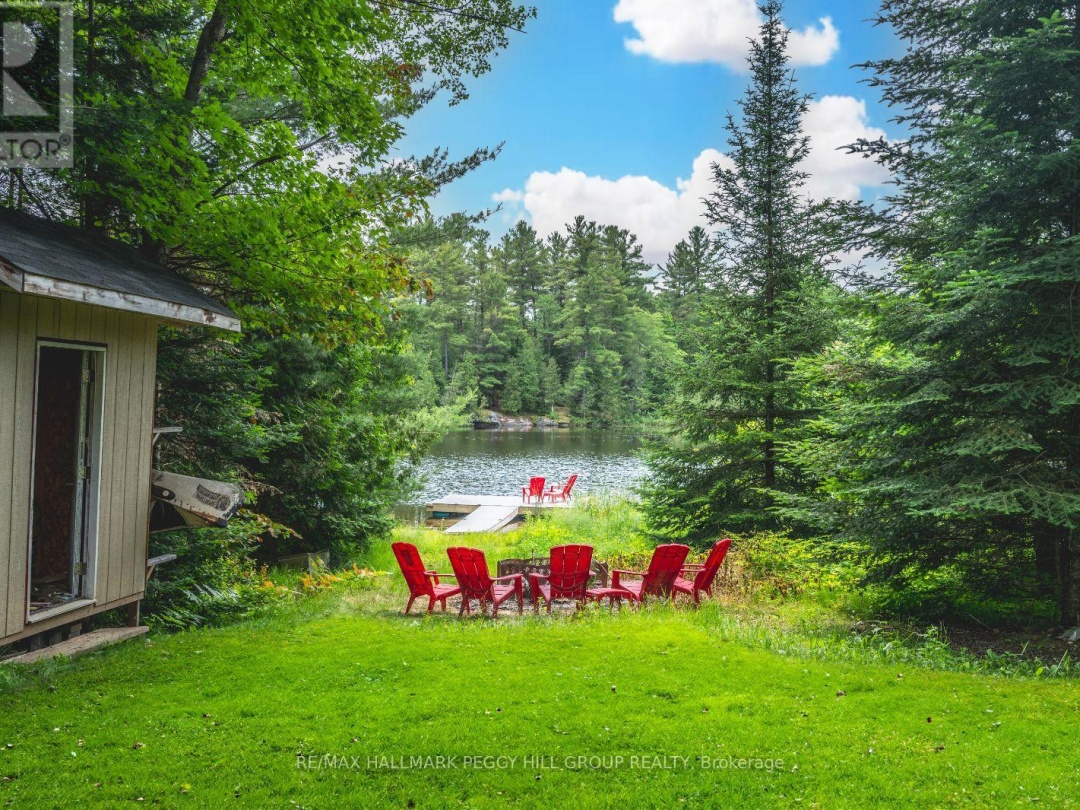 4 CLOVER COURT, 