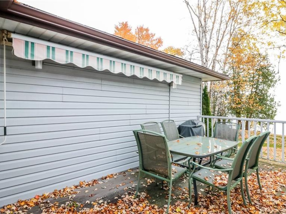 155 PARKSIDE DR Drive, 