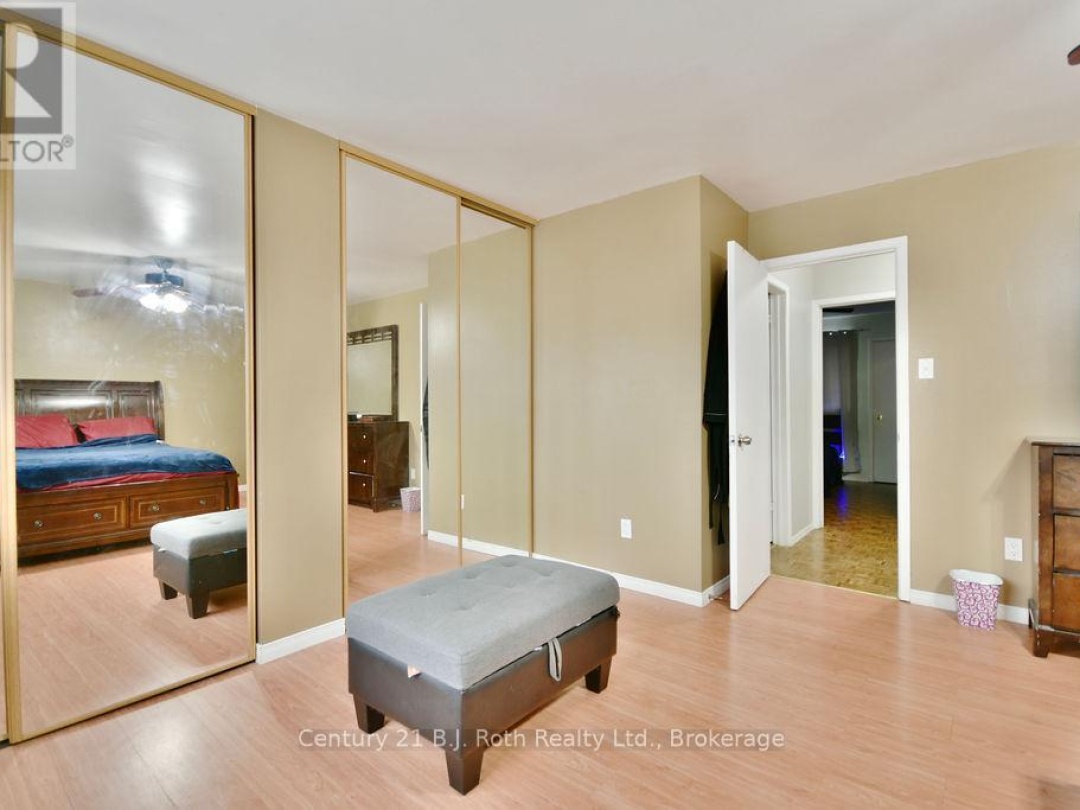 7 - 441 BARRIE ROAD, 