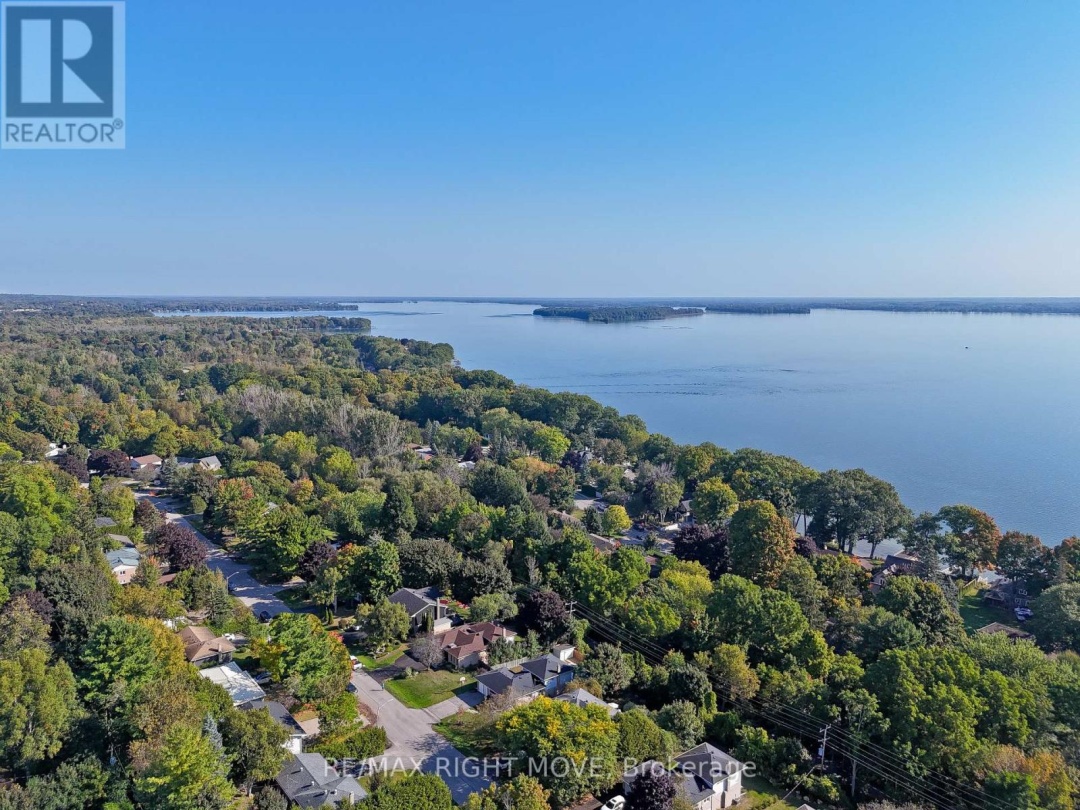 363 TALLWOOD DRIVE, 
