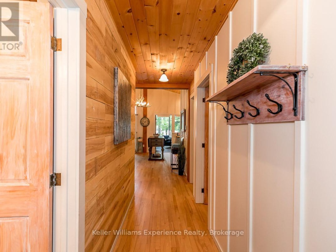 1123 STONE GATE LANE, 