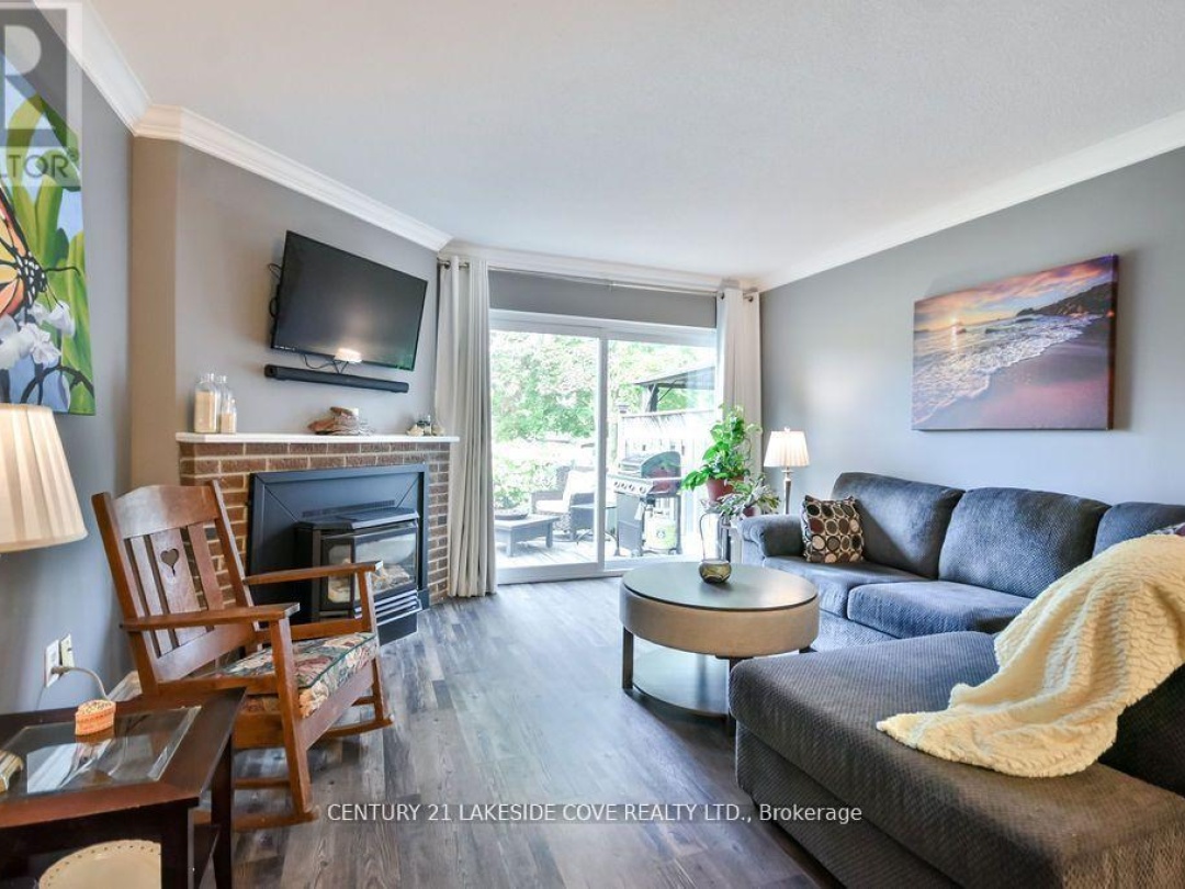 UNIT #7 - 70 LAGUNA PARKWAY, 