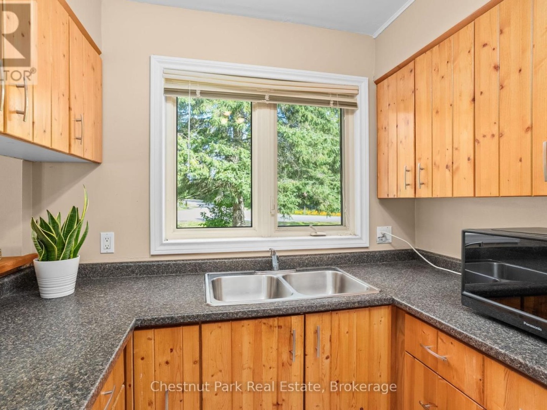 8 - 15 GOLF COURSE ROAD, 