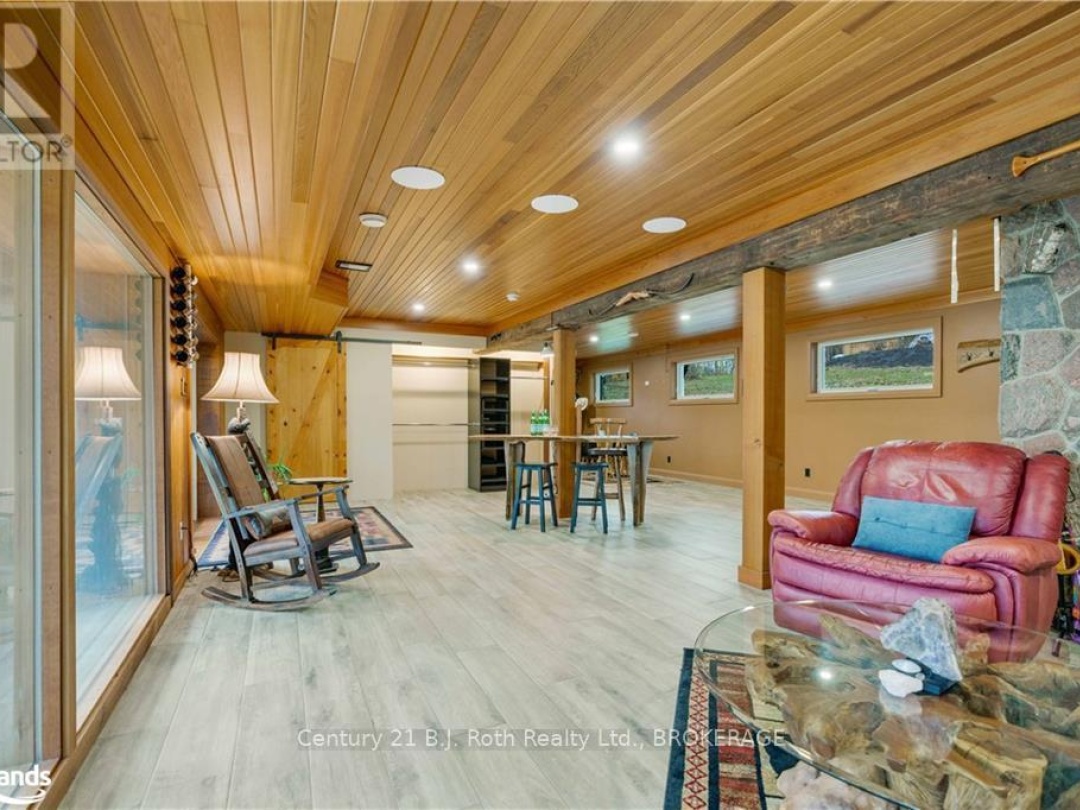 2983 Whelan Way, Black Lake