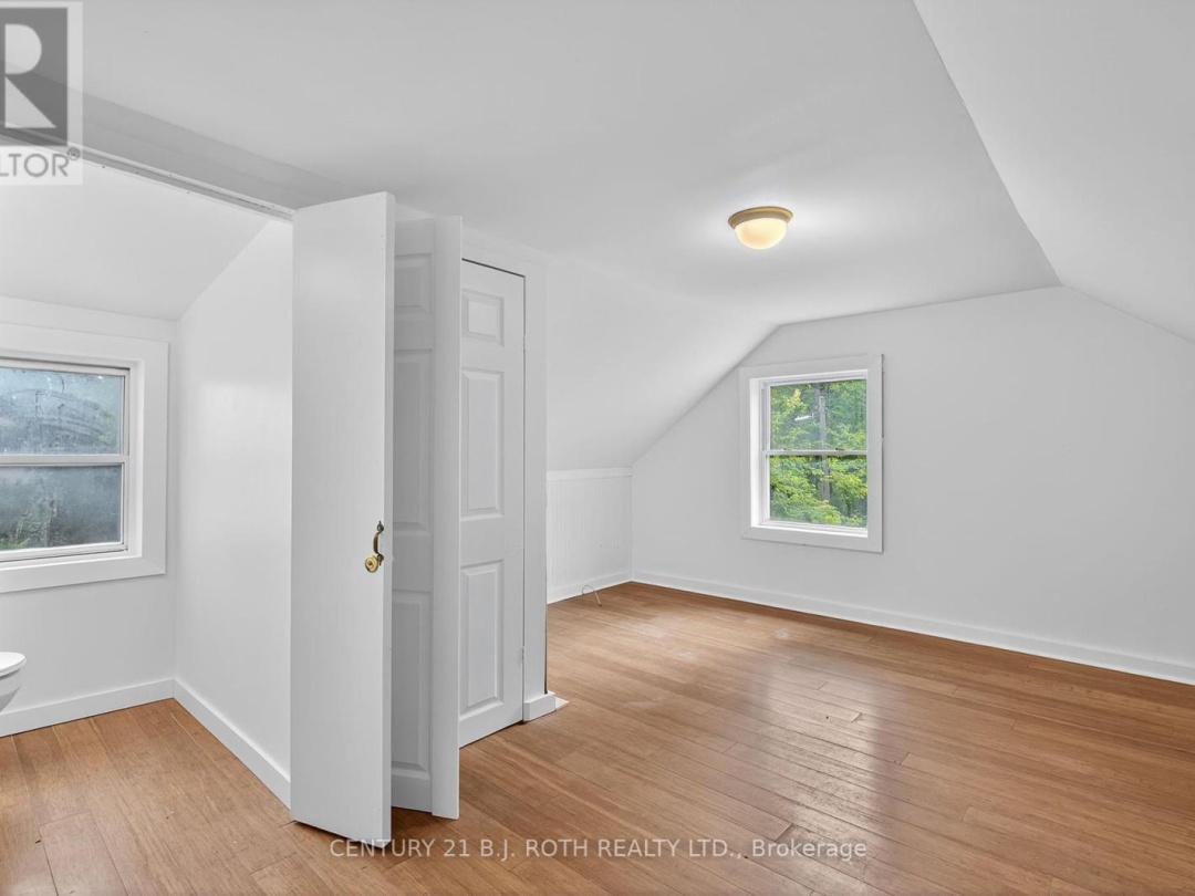 153 LACLIE STREET, 