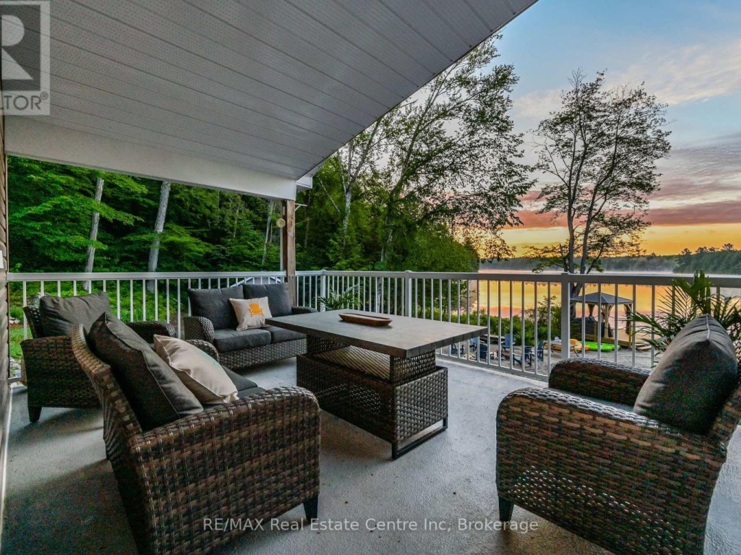 22 SOUTH CRANE LAKE ROAD, 