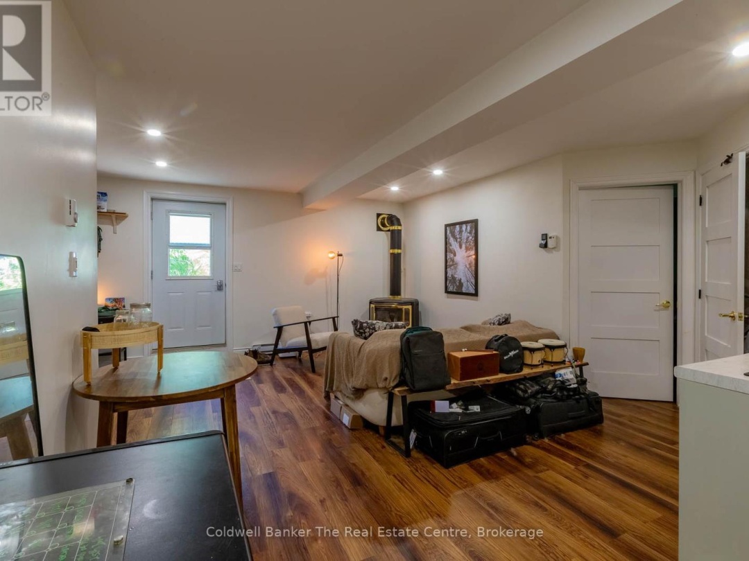 5 ANTHONY COURT, 