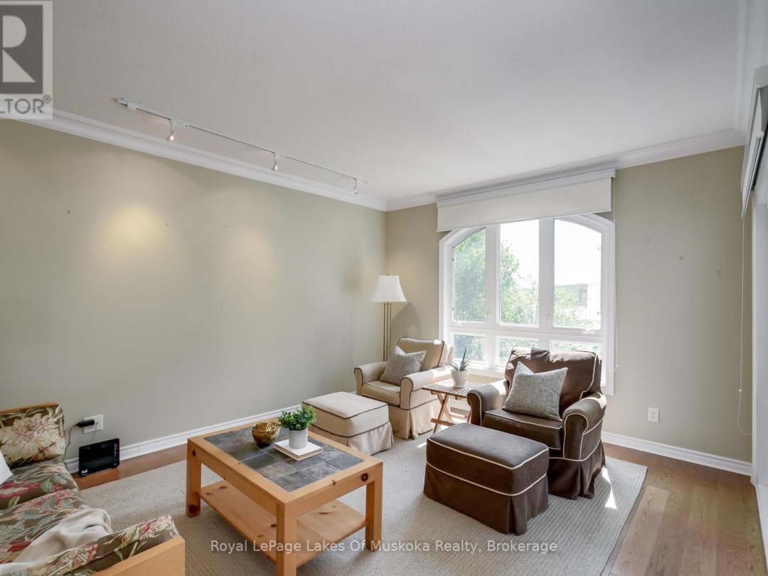 401 - 31 DAIRY LANE, 