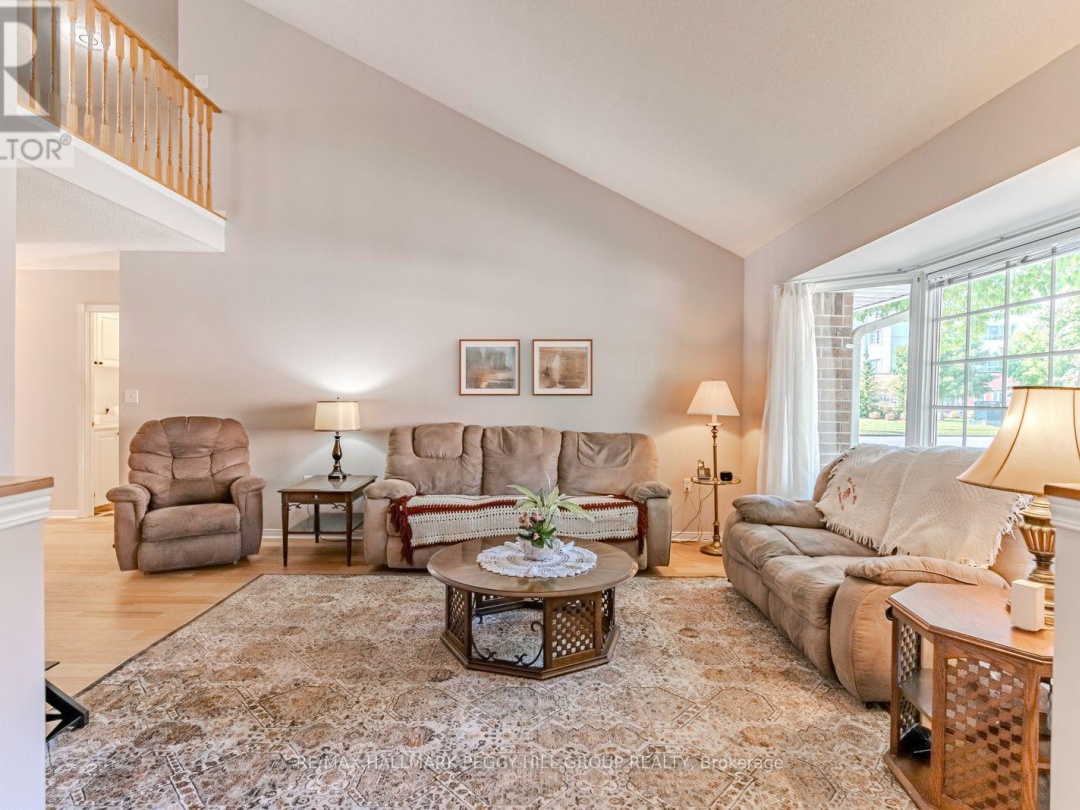 402 - 40 MUSEUM DRIVE, 