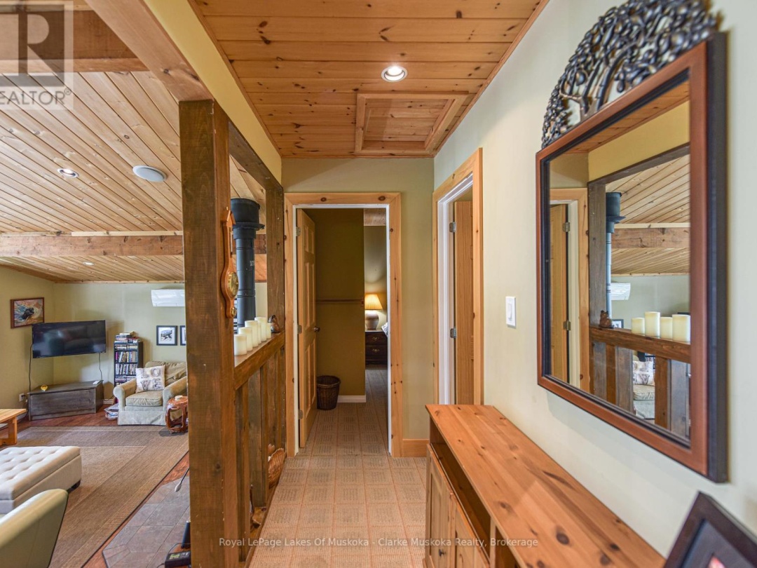 3946 East Shore Road, Gloucester Pool