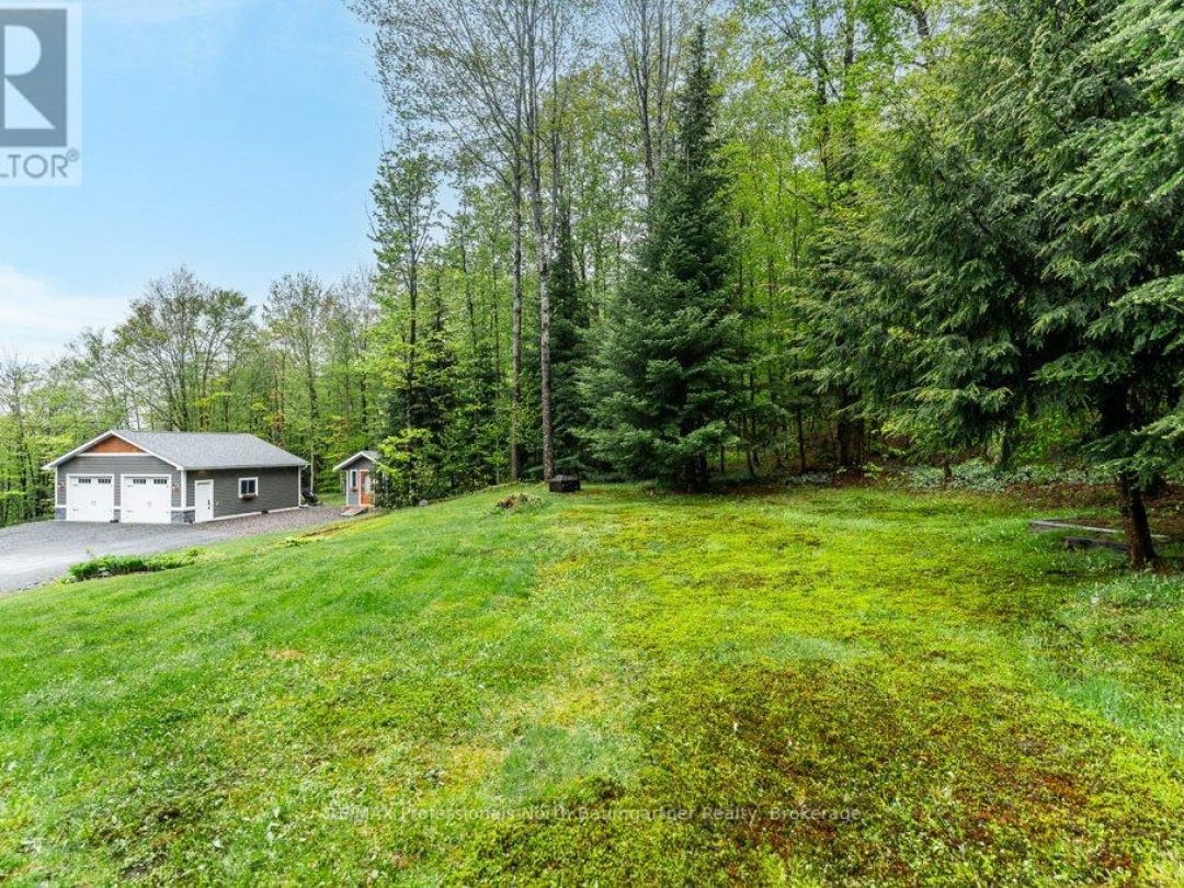 1521 Bobcaygeon Road, Minden Hills