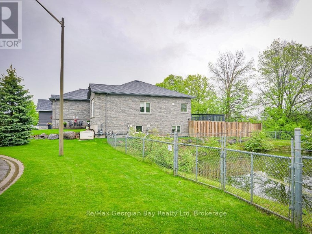 51 DONLANDS COURT, 