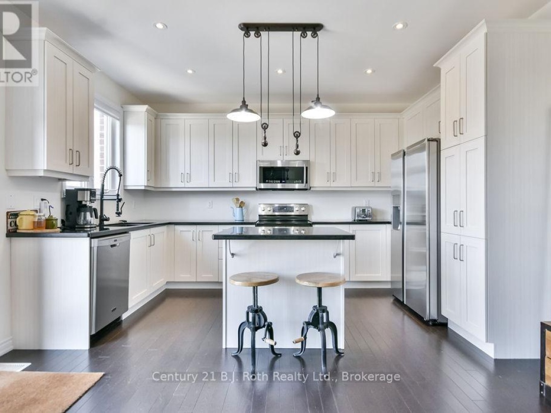 3040 Orion Boulevard, Orillia