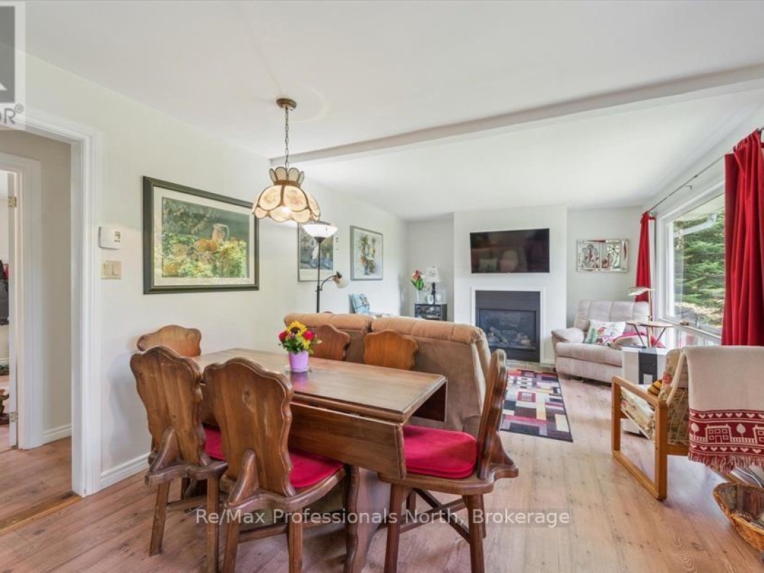 1042 RIVER HAVEN ROAD, Muskoka River