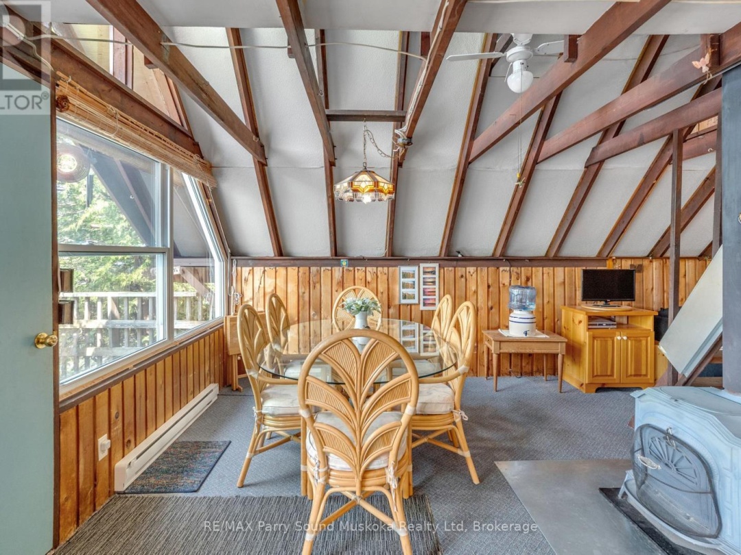 124 HEALEY LAKE WATER, 