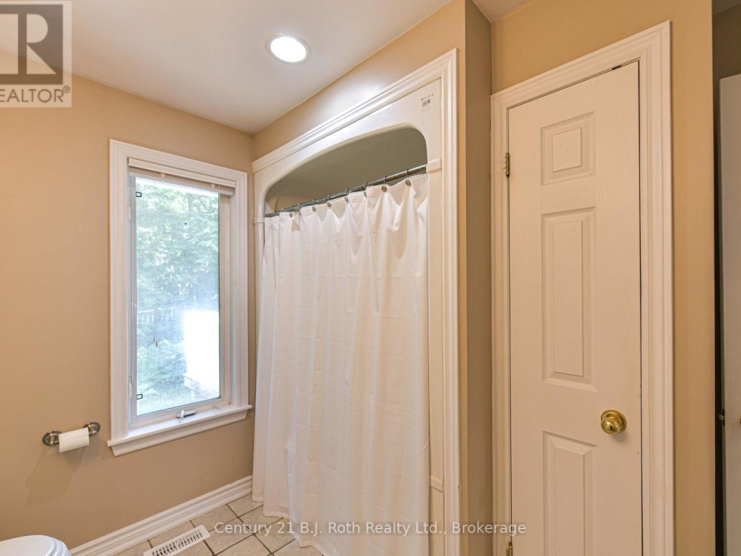 2289 SOUTHWOOD ROAD, 