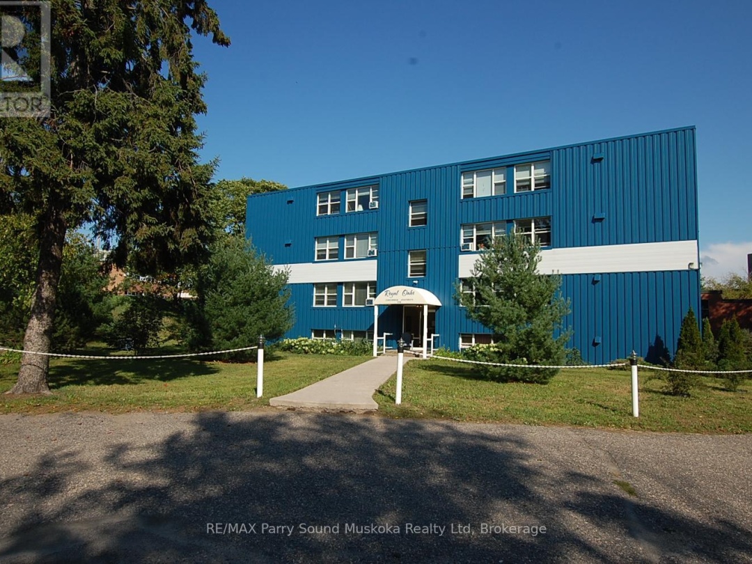4 - 118 ISABELLA STREET, Parry Sound