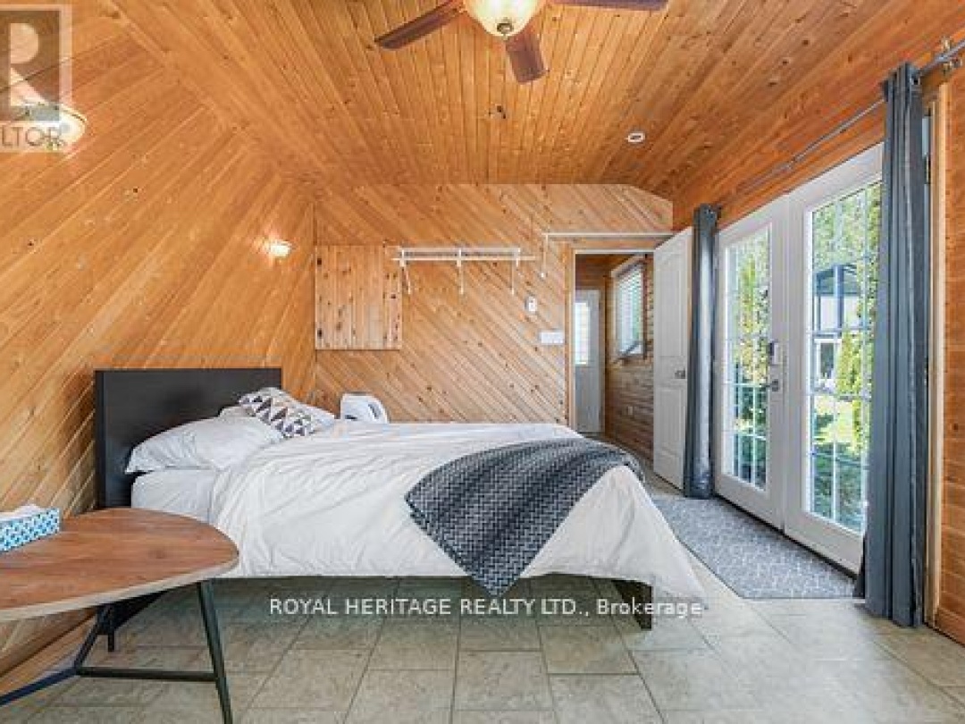 34 HILLS ROAD, Pigeon Lake