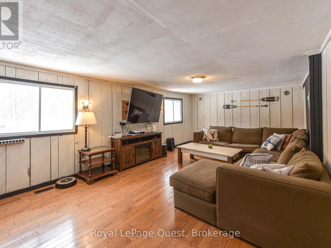 1979 Peninsula Pt Road, Severn