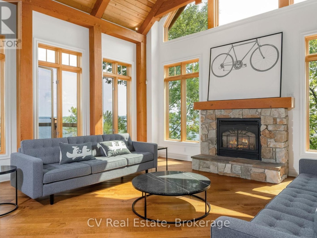 1016 LAWLAND HEIGHTS ROAD, Lake Muskoka