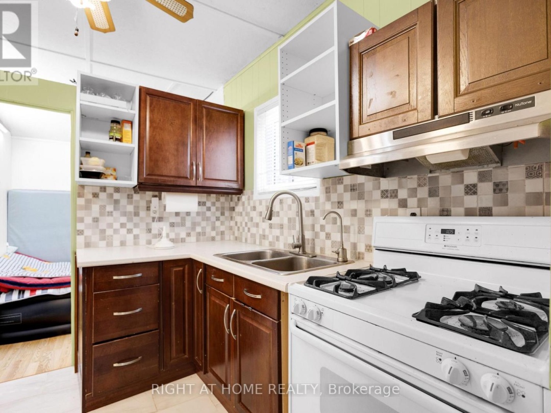 25 PLAYFAIR DRIVE, 