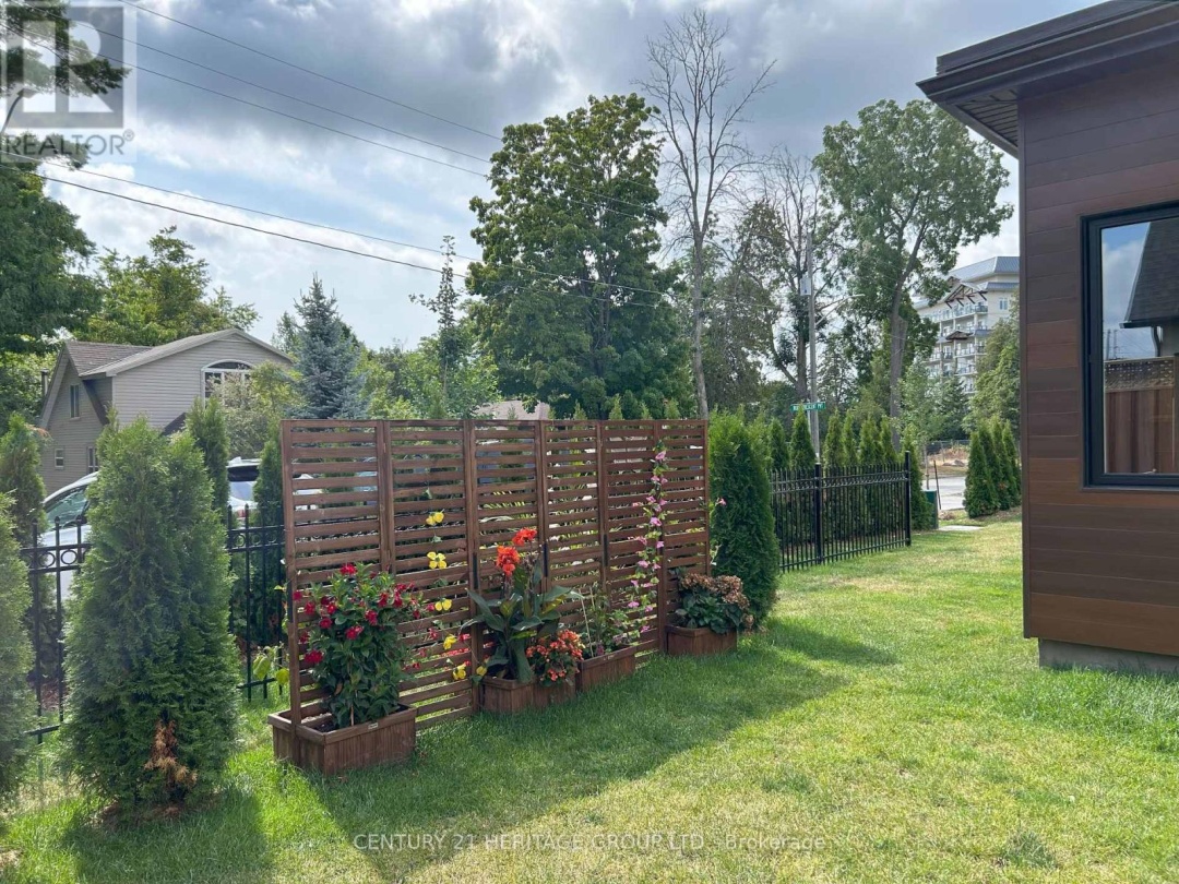 44 RUBY CRESCENT, 