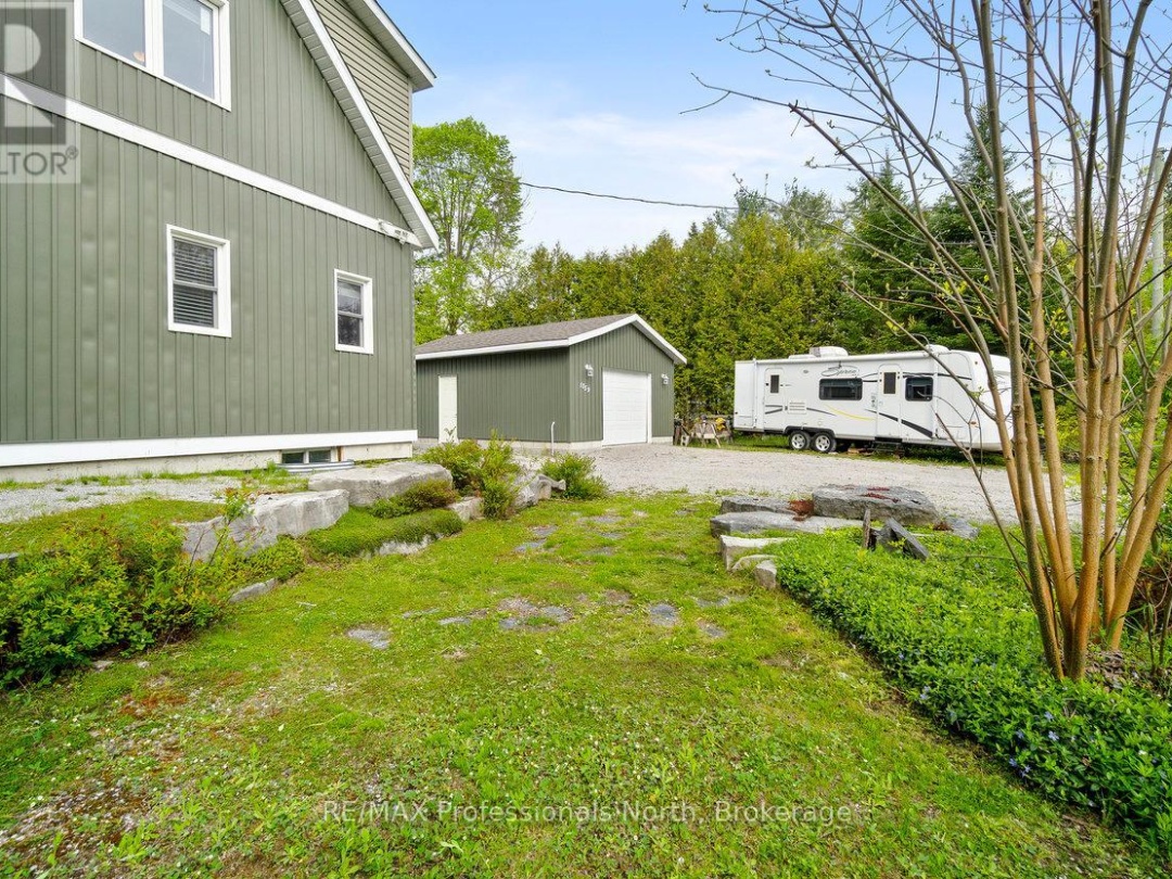 1059 TIFFANY LANE, 