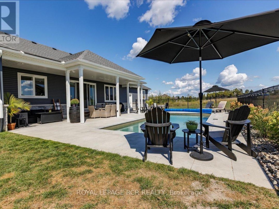 3 NIPIGON STREET, 