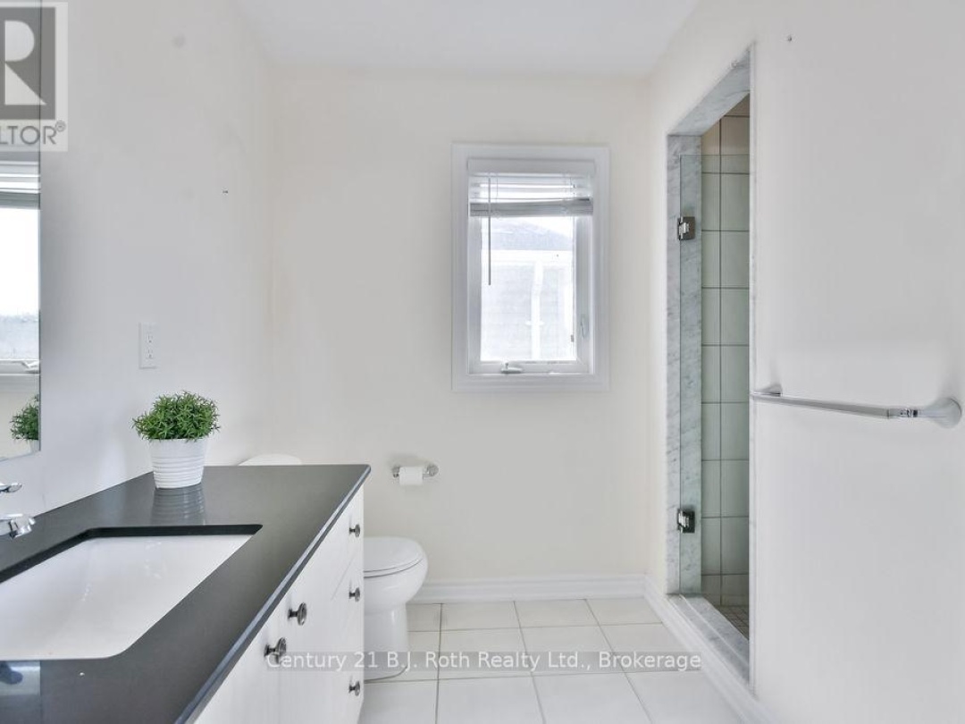 3040 Orion Boulevard, Orillia