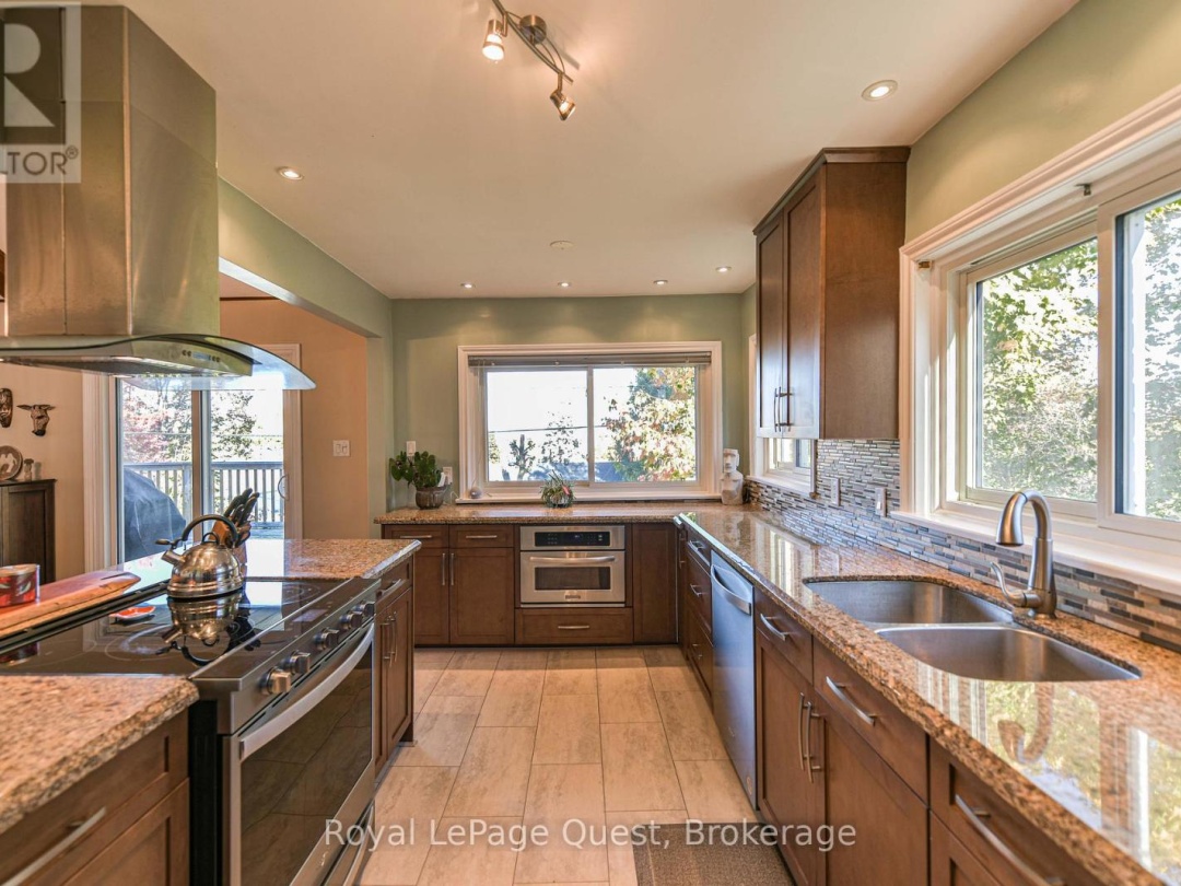 338 OLD MUSKOKA ROAD, 