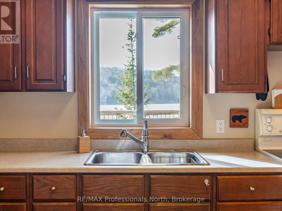 1196 Portage Road, South Portage Lake
